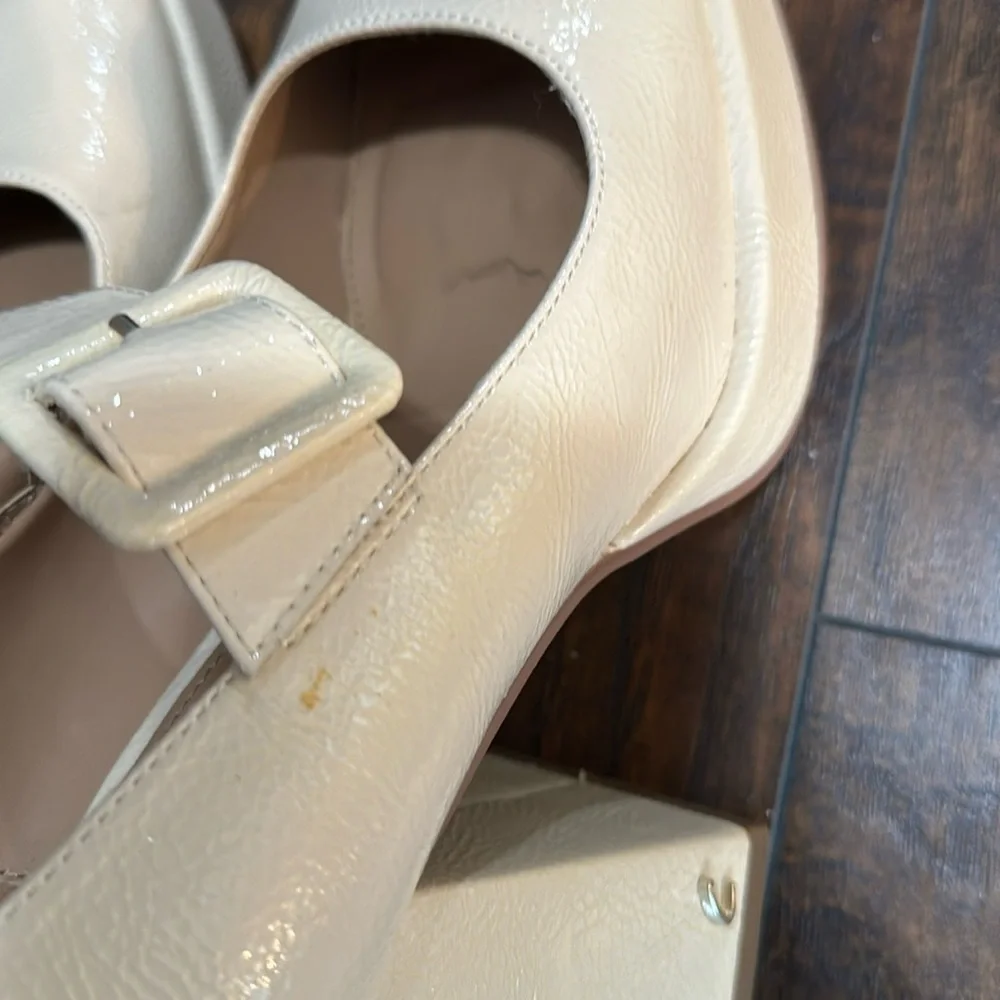 Mary Jane Khiara Shiny Textured Cream Platform Patent Leather Block Heels